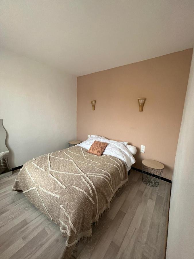 Magnifique Appartement Au Bord De L'Eau วัลราส์-ปลาจ ภายนอก รูปภาพ