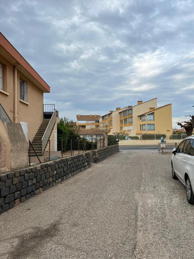 Magnifique Appartement Au Bord De L'Eau วัลราส์-ปลาจ ภายนอก รูปภาพ
